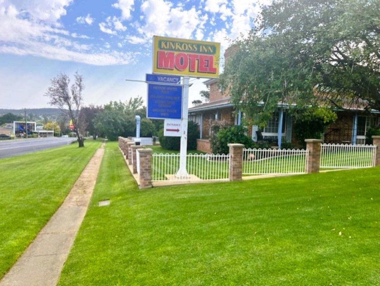 Kinross Inn Cooma Exterior photo
