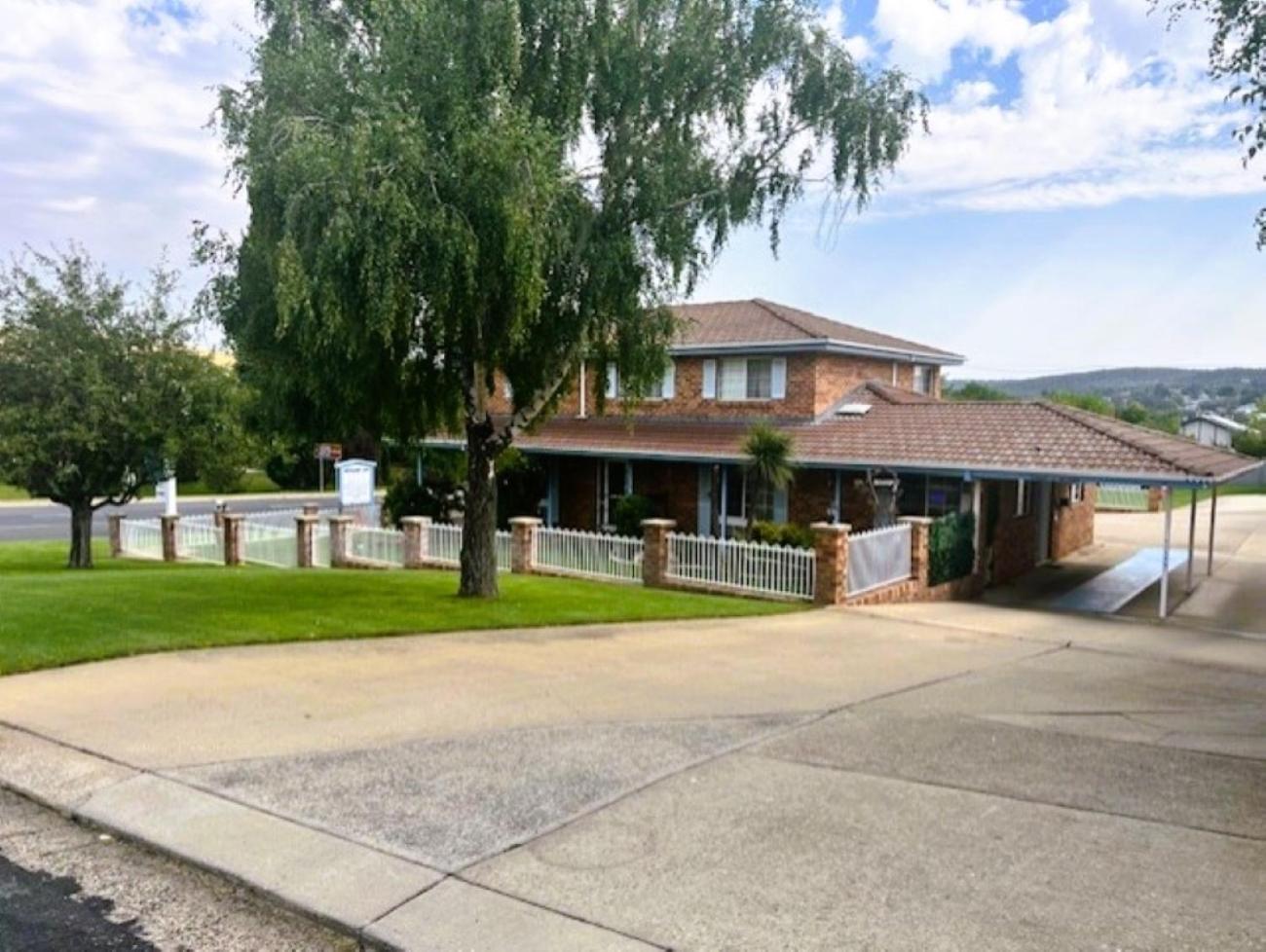 Kinross Inn Cooma Exterior photo